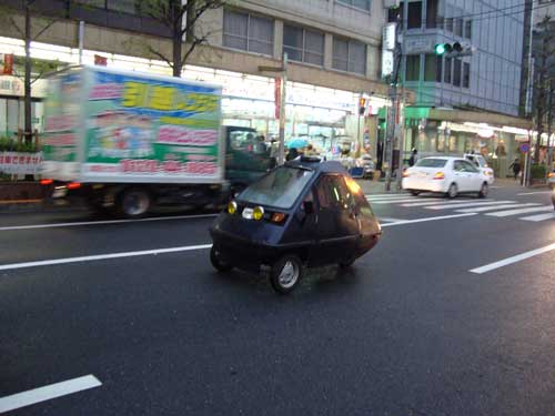 Strange mini-car in Nakano
